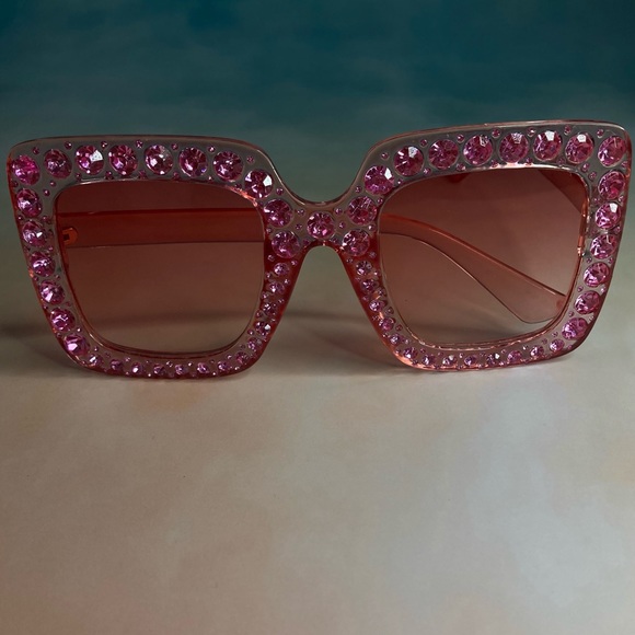 SOLD Pink glasses for summer. - Picture 2 of 6